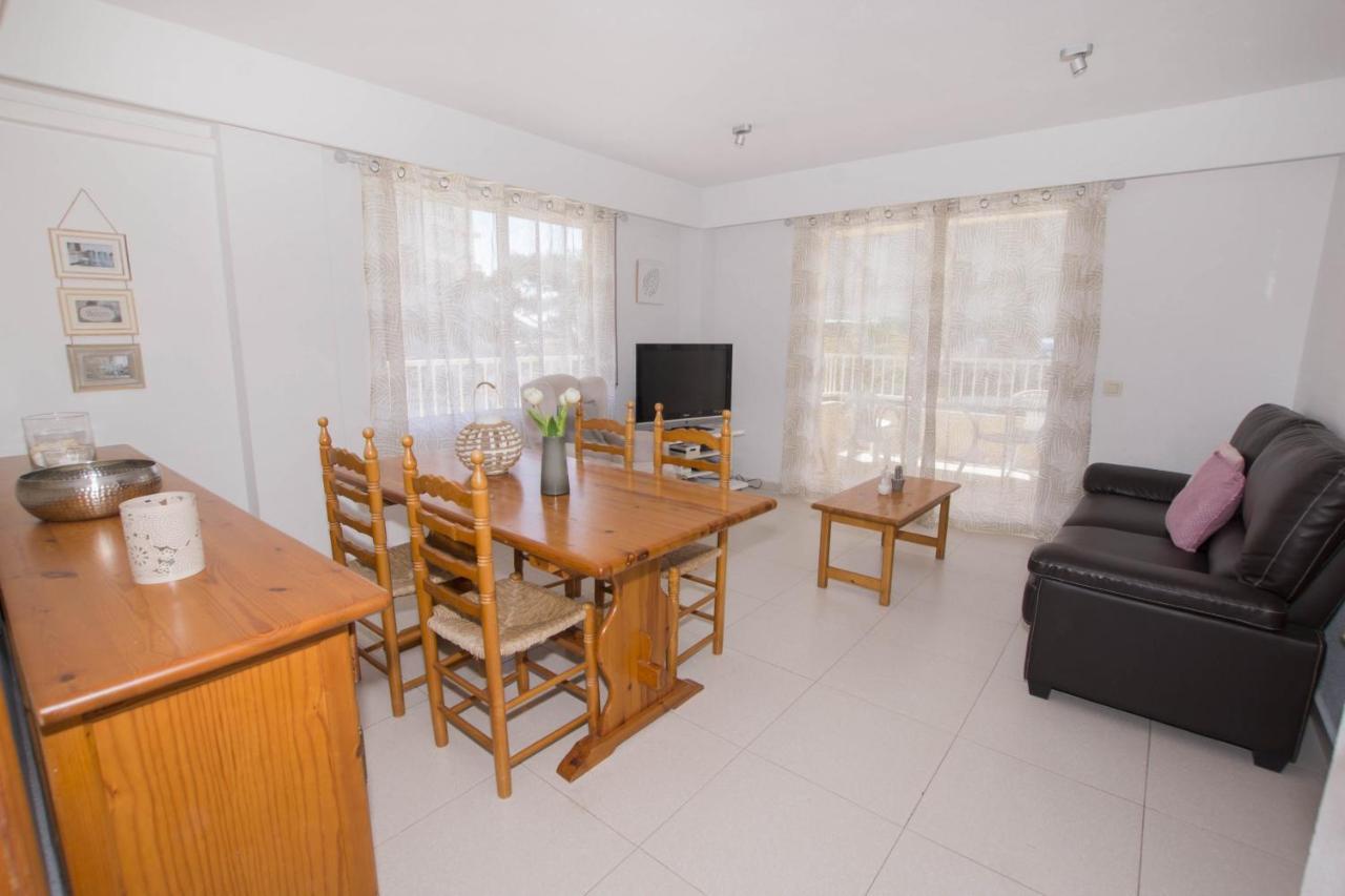 Edificio La Reina Appartement